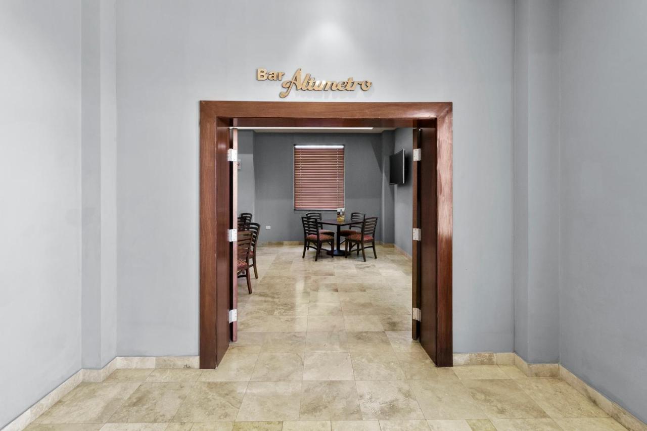Hotel Aeropuerto Los Cabos San Jose del Cabo Bagian luar foto